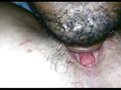 Llyfu ei hyd nes ei bod yn dod yn 1:06